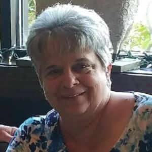 Meet your Posher, Loretta